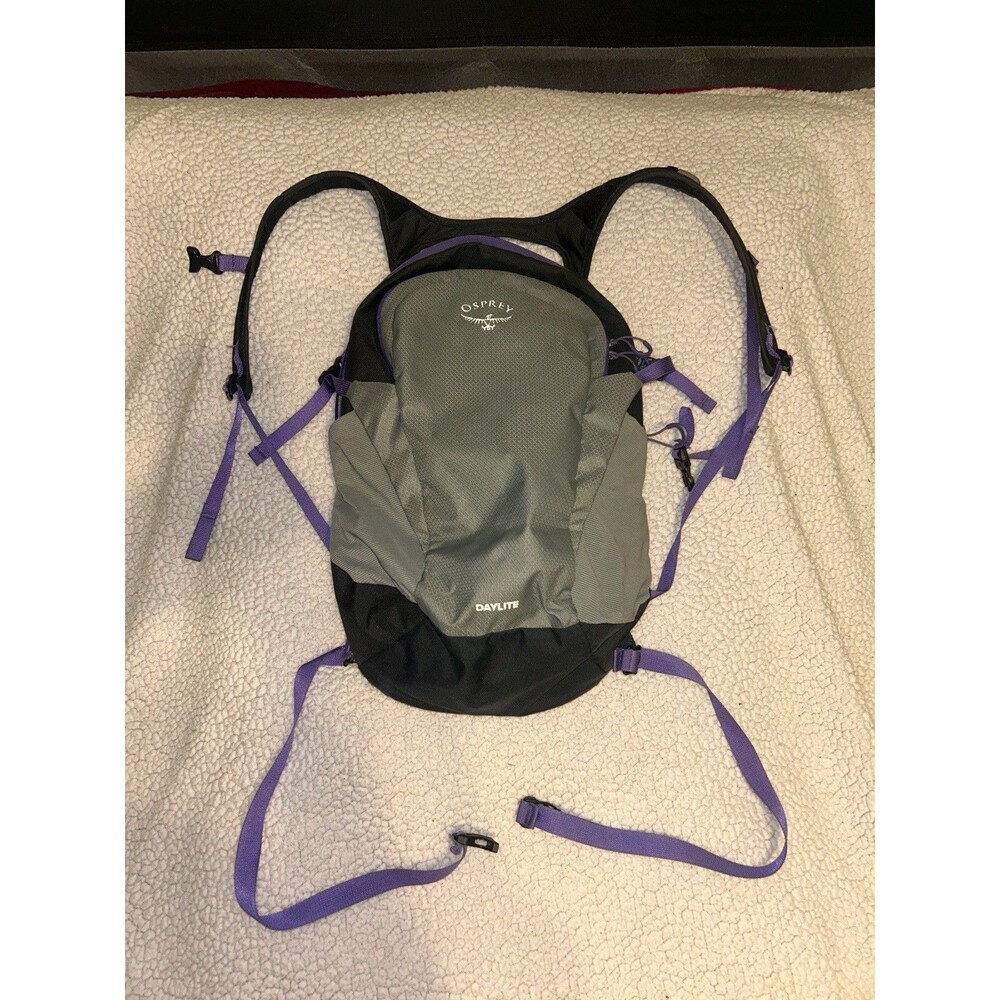 Osprey Daylite Lightweight Backpack H2O Hydration Ready Pack Hiking Camping